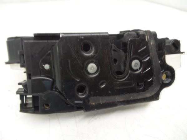 Fechadura / fecho porta frente direito VOLKSWAGEN Golf VI (5K1)