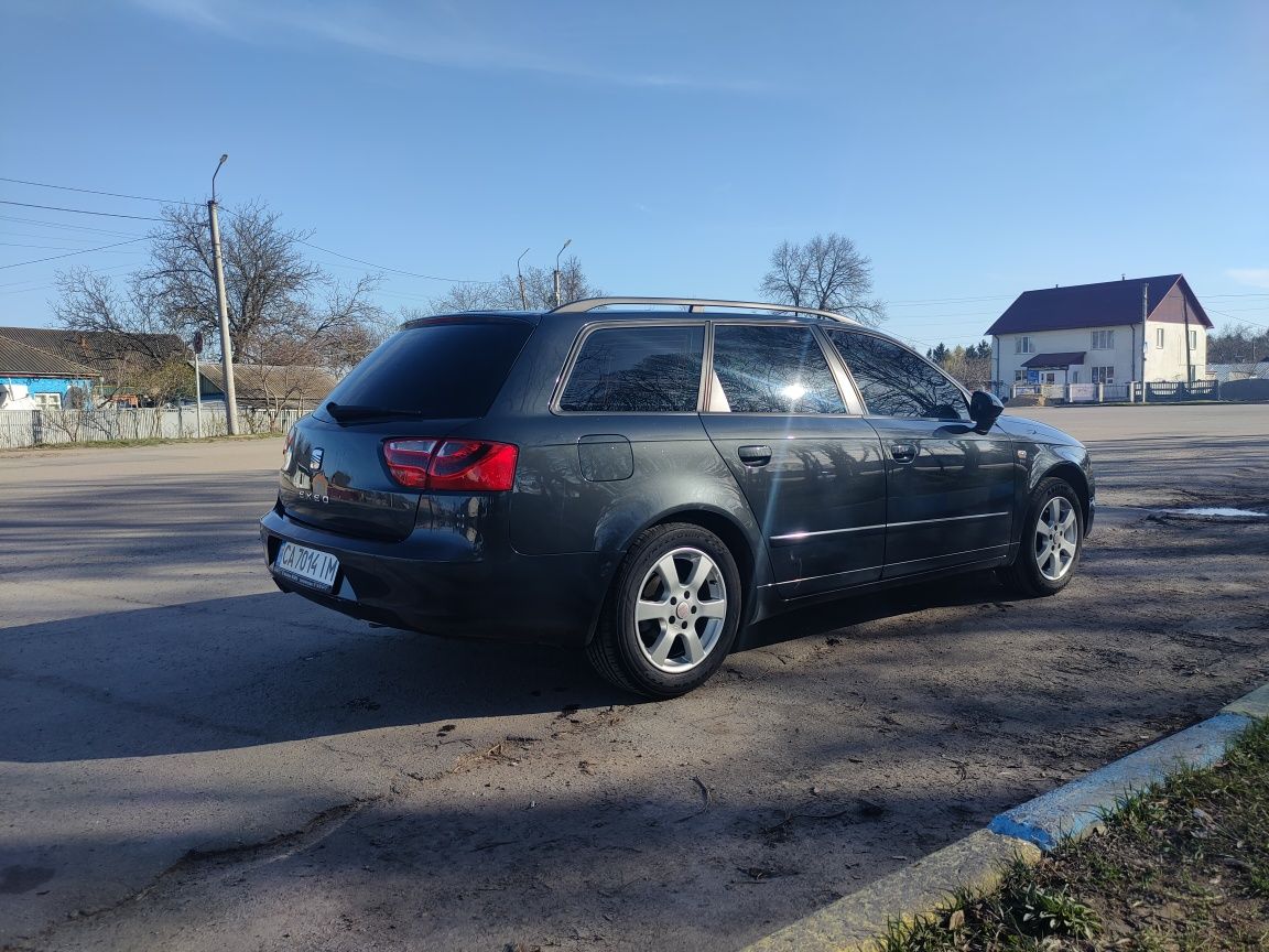 Seat exeo 2.0 tdi 2011 рік