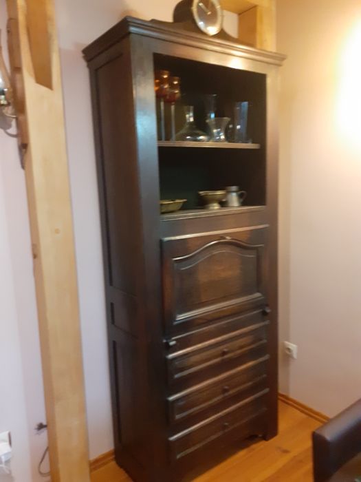 Kredens dębowy sprzedam