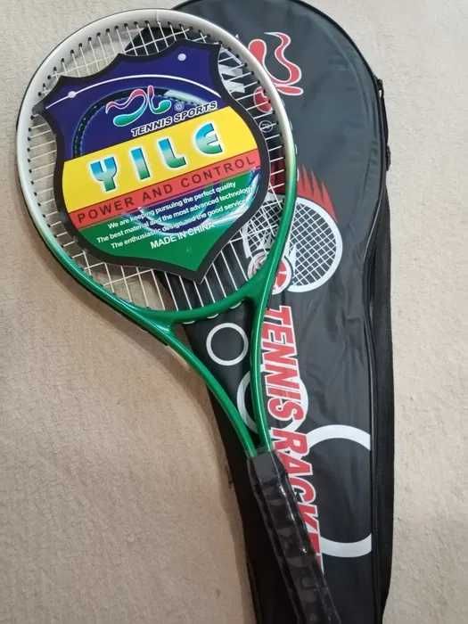 Нова тенісна ракетка для великого тенісу в чохлі п'ять кольорів