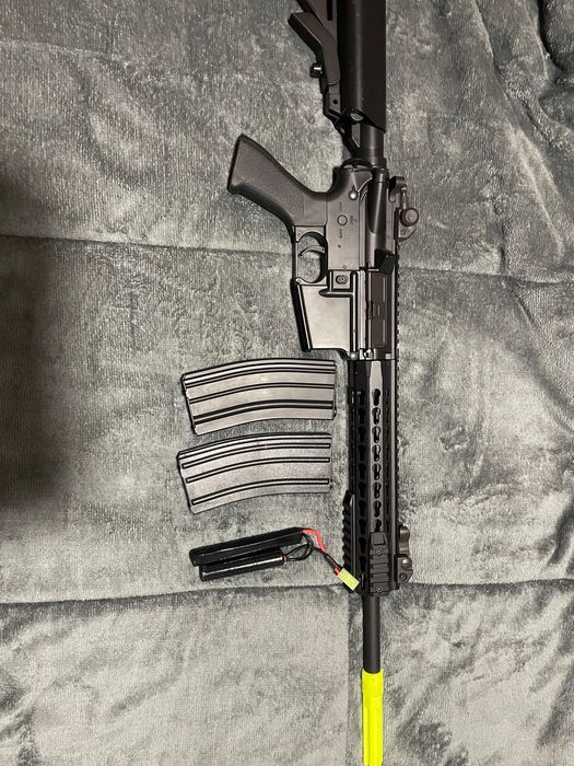 Armas e equipamento de AirSoft - Seminovo (pouco uso)