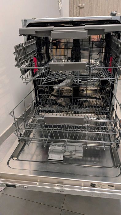 Zmywarka Whirlpool  WIC 3C26 F sprawna