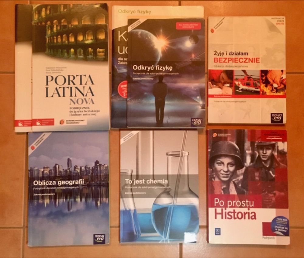 Podręczniki do 1 liceum - zestaw