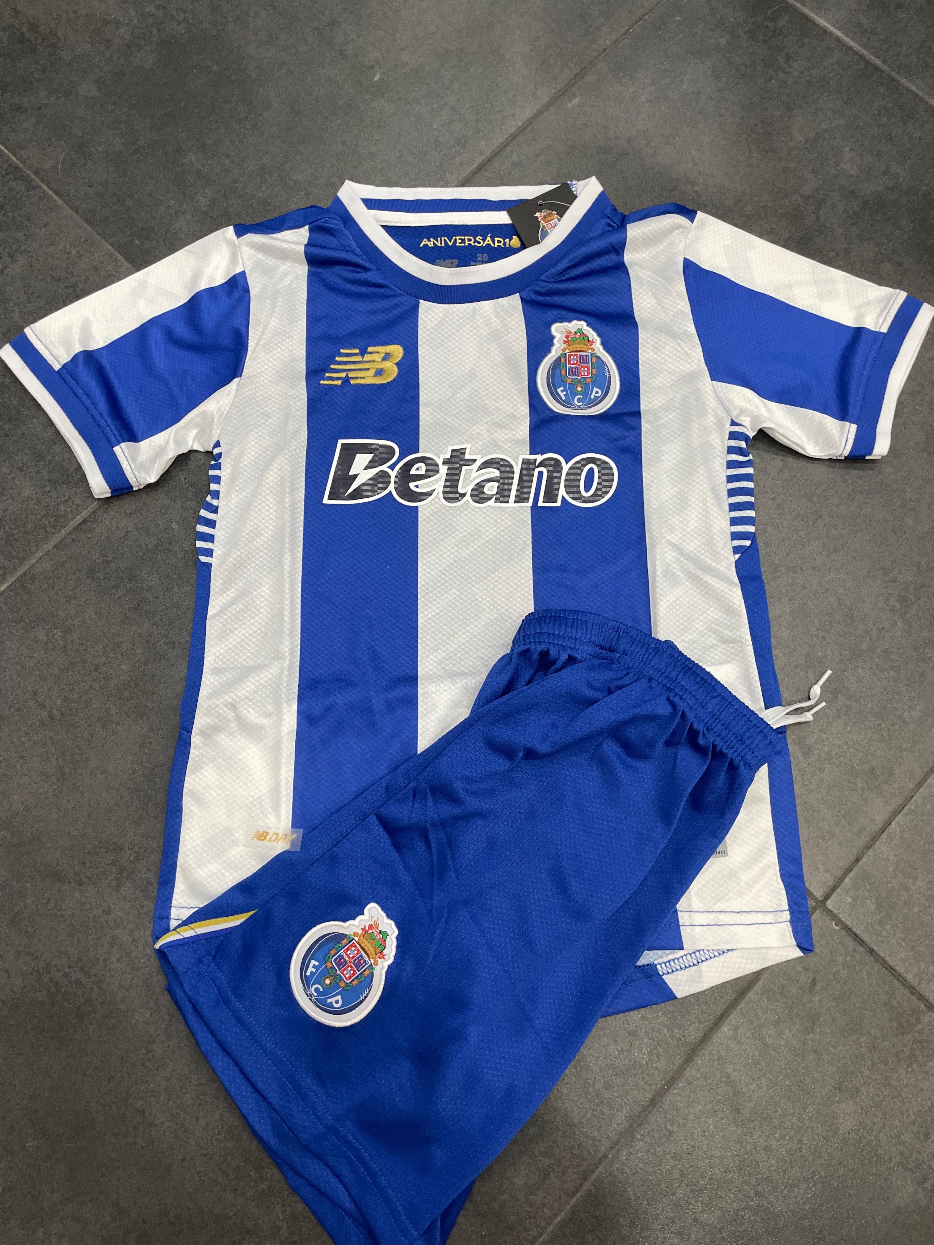 Equipamento Porto para criança 25/26
