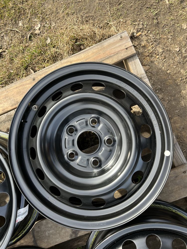 4xfelga stalowa 15” TOYOTA (5x114,3 ET39) z TPMS - demo