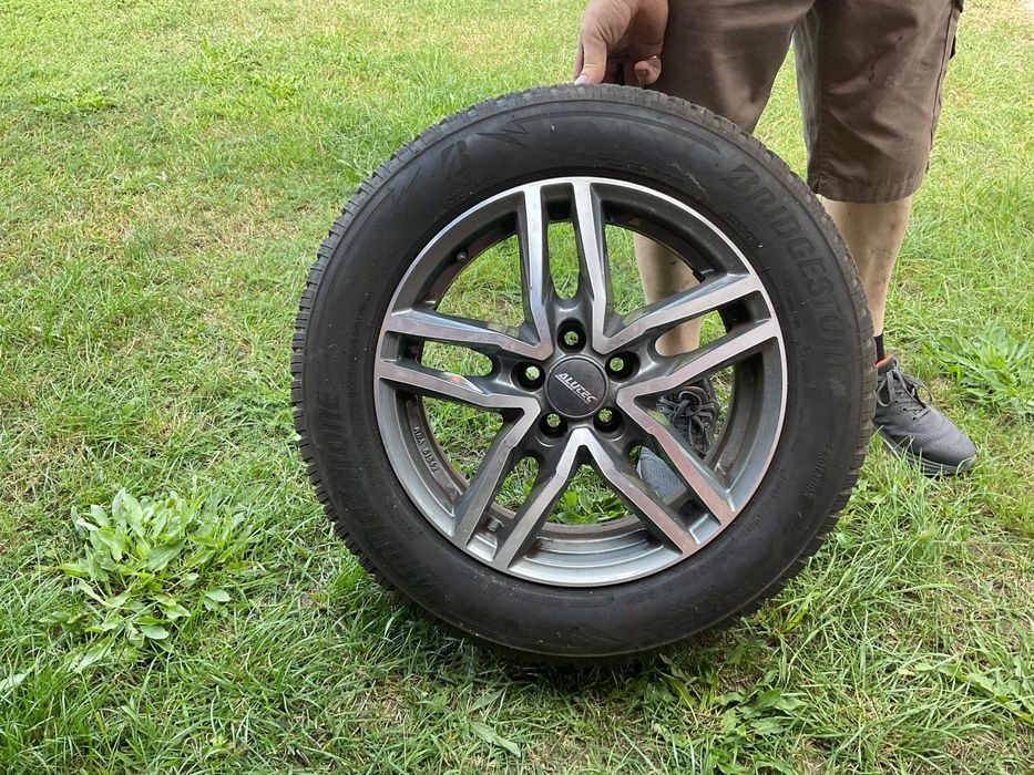 4 koła aluminiowe z oponami 205/60/16 do VW Taigo lub T-Cross