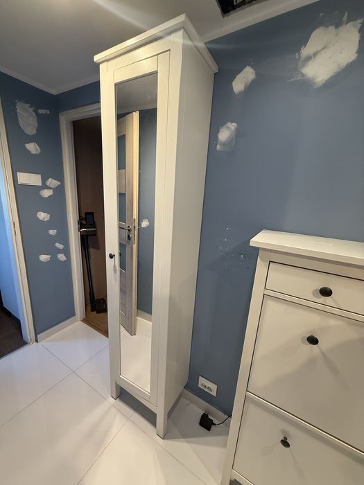 Szafeka stojace Ikea Hemnes na przedpokój