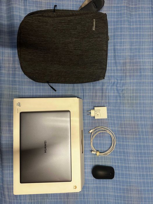 Huawei Matebook 14 + MOCHILA E RATO WIRELESS