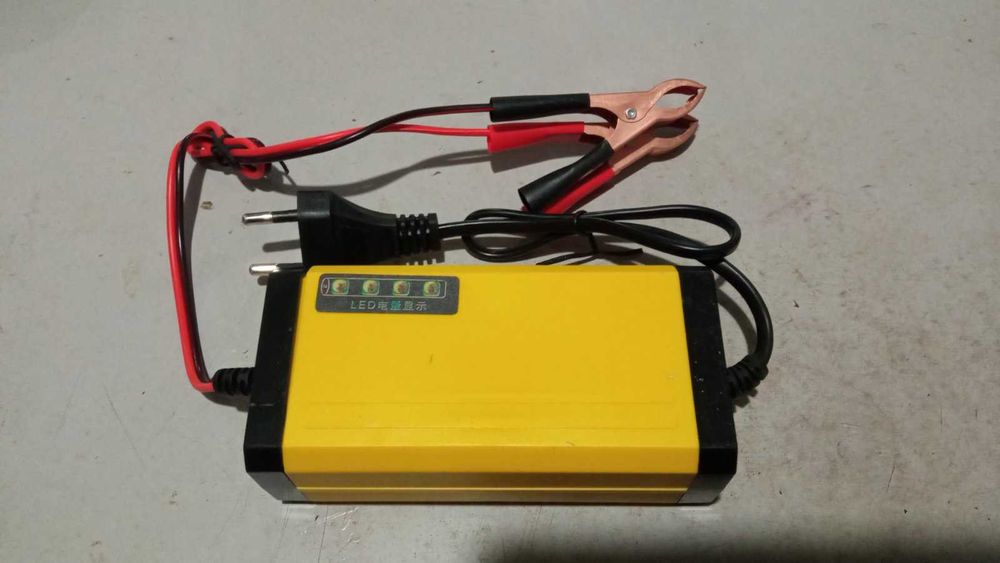 Зарядное устройство 12V 24V автомобильная зарядка 3А,6А,5А,10А