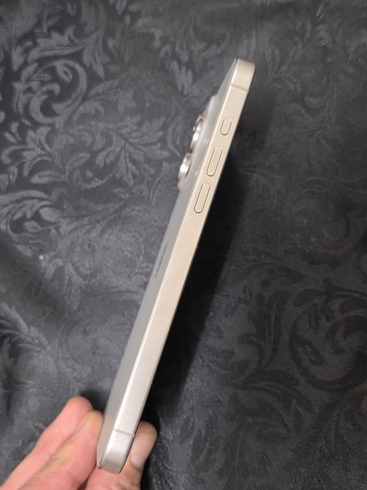 Iphone 15 pro Max vendo ou troco por s25 ultra