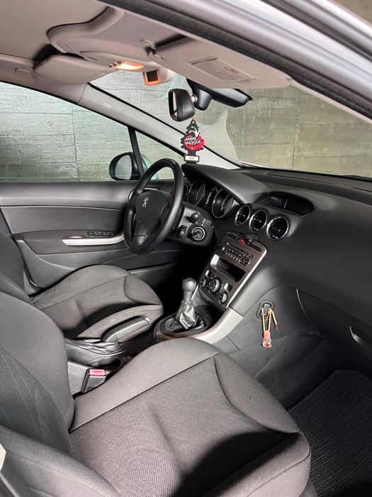 Peogeot 308 1.6 2012