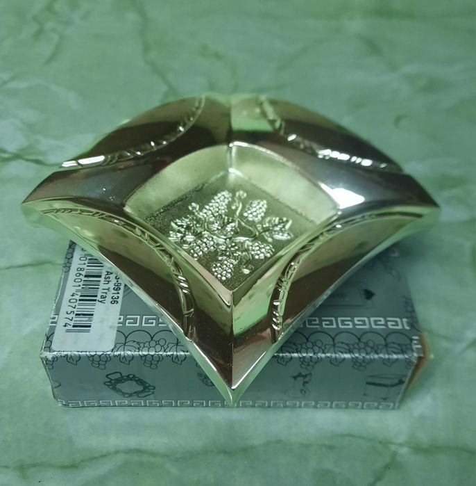 Пепельница металлическая