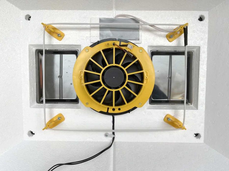 Инкубатор автоматический Теплуша Люкс 72 ТАВ Тэновый с Влагомером