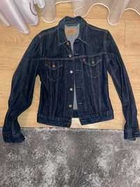 Чоловіча джинсова куртка levis розмір M