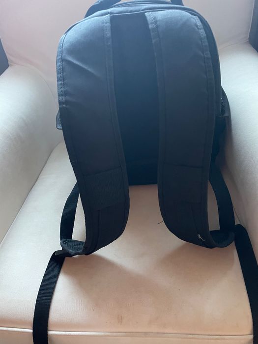 Nikon D3100+lente 50mm f/1.4+lente18-55mm+lente 55-200mm+mochila