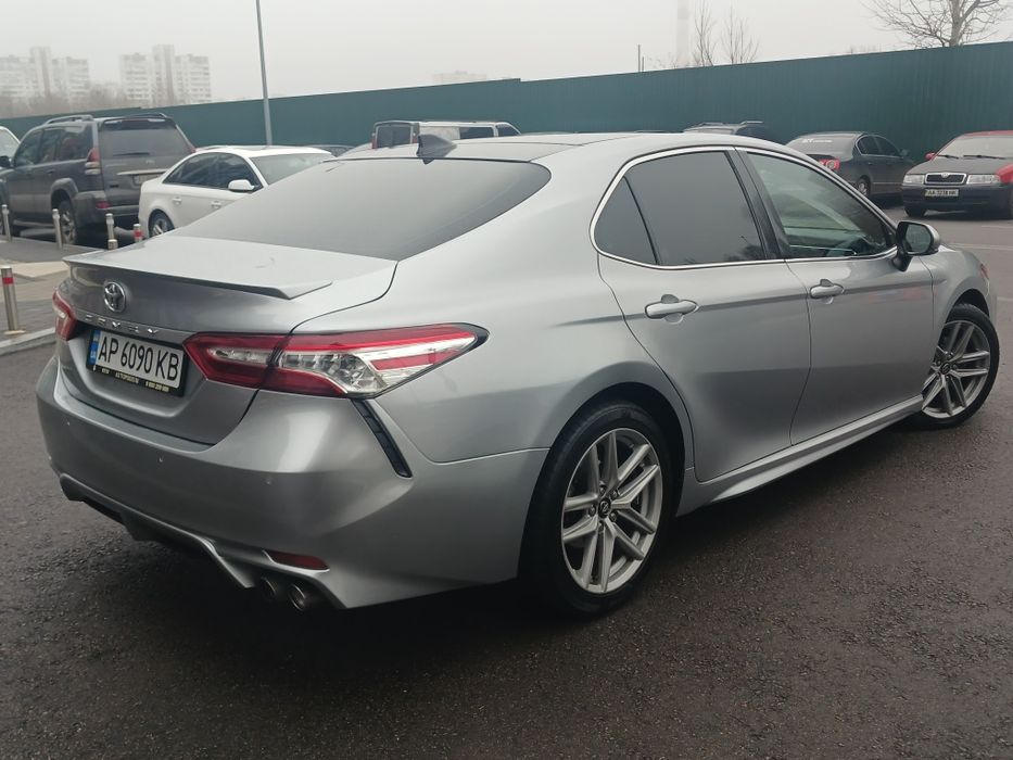 Тоета Камри 2018 3.5