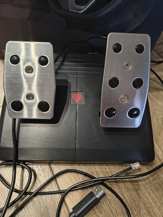 Kierownica Wyścigowa Genesis Seaborg 400 + Gra