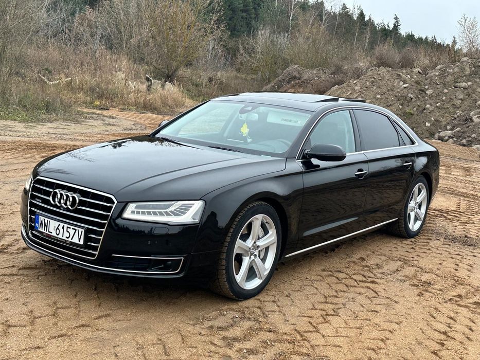 Wynajem Busa 7 osobowego, Mercedes V klasa, oraz Audi A8L.