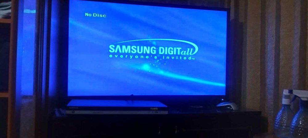 DVD плеєр Samsung DVD-P170
