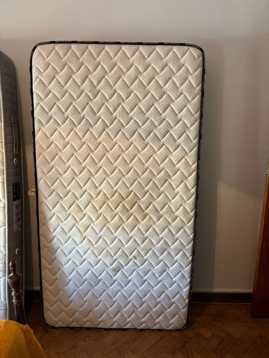 Colchoes de casal e solteiro usados, Tomar