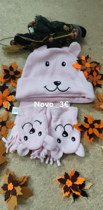 Gorro com luvas novo