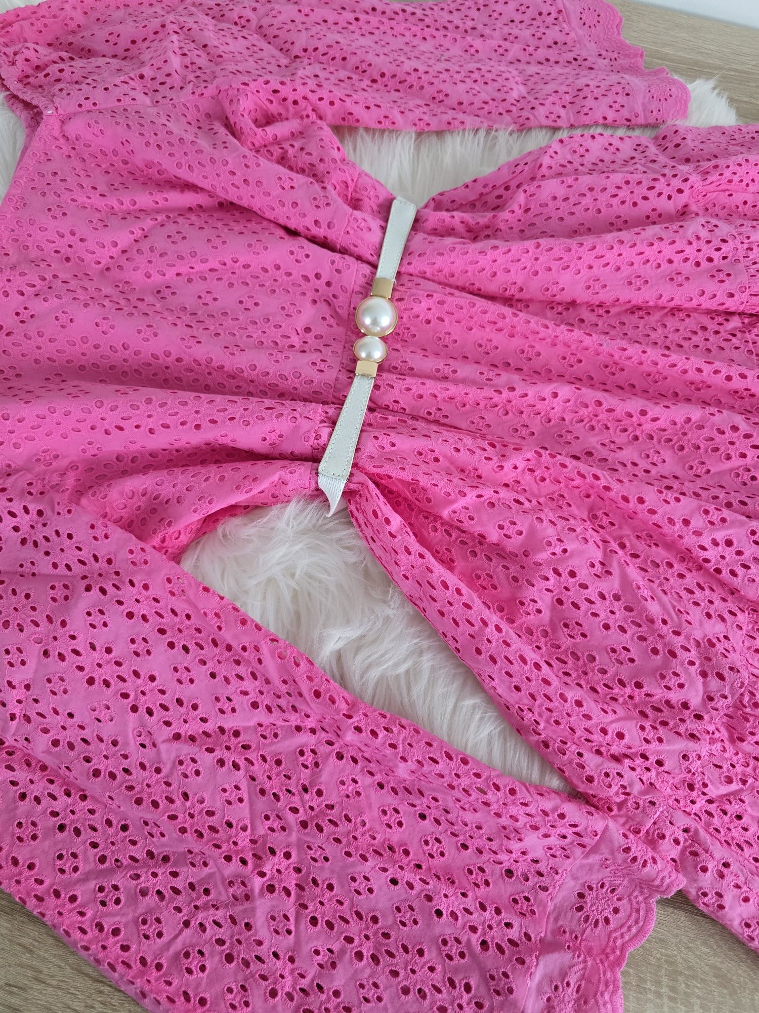 Sukienka ażurowa boho pink