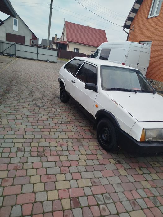 Продам машину ваз 2108