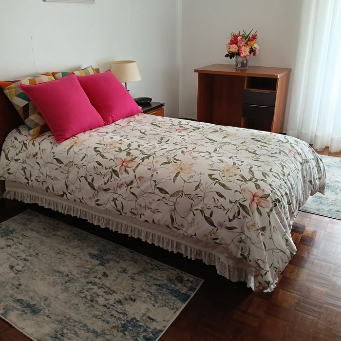Alugo Quarto em Telheiras