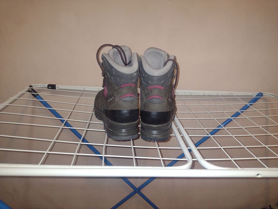 Lowa Фирменные ботинки в идеальном состоянии