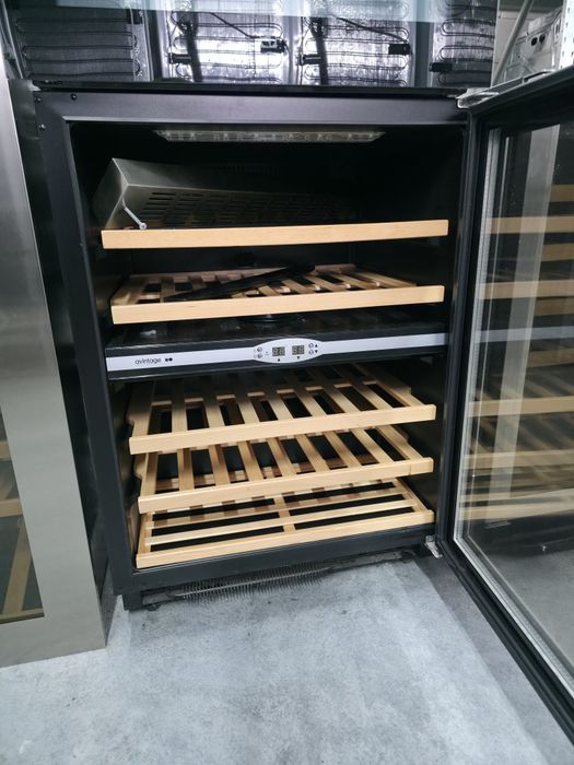 Винна шафа холодильник для вина ріхних розмірів від 50 см до 2м