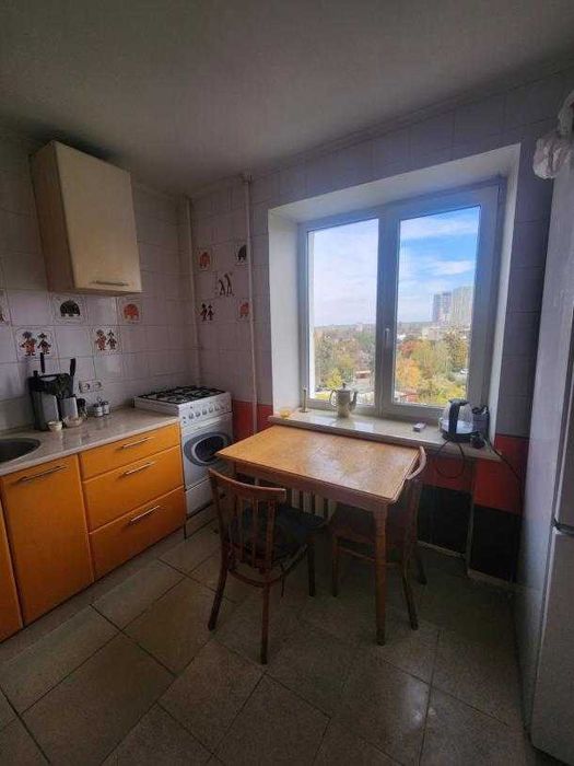 Продам квартиру 2 ком,  ул. Шекспира