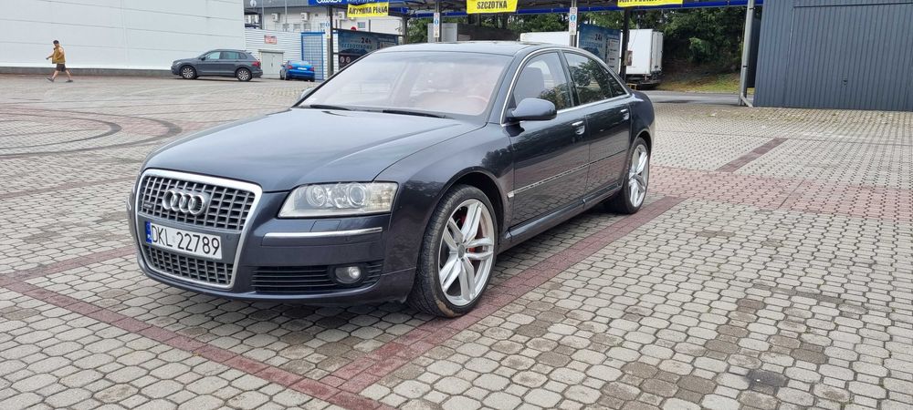 Audi A8 4.2 TDI Quattro