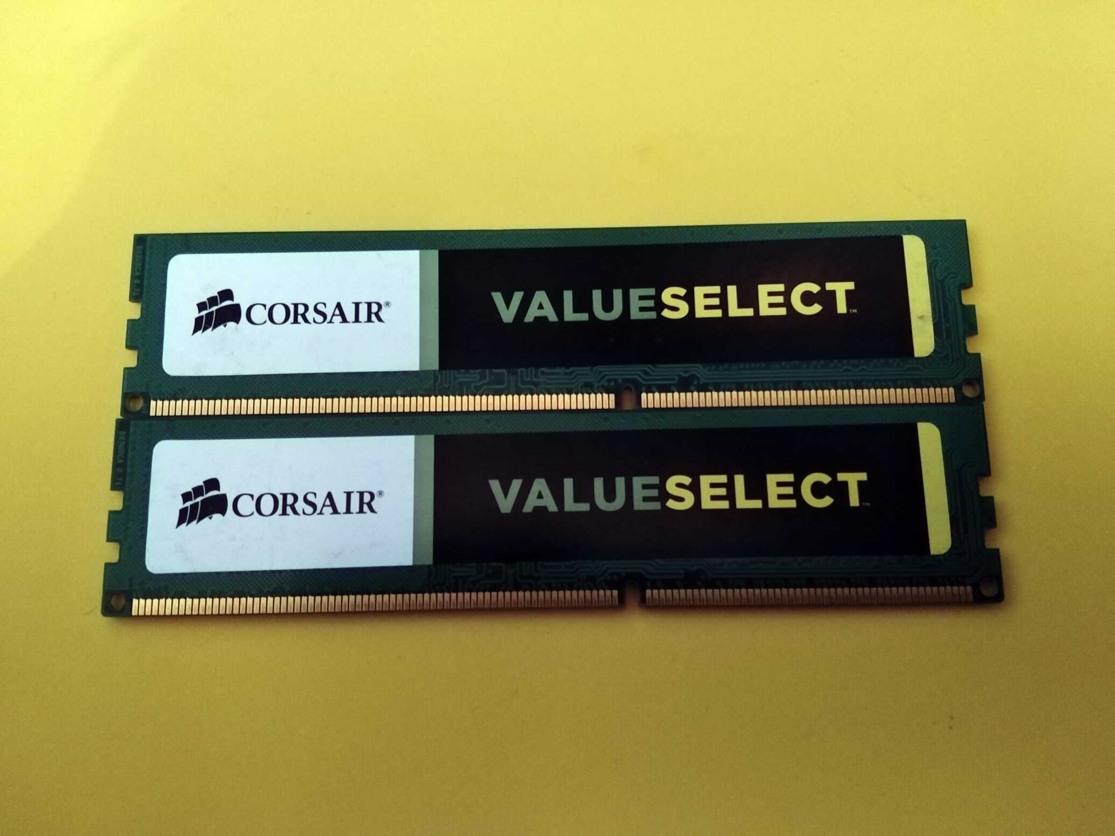 DDR3 4GB CoRsaiR VaLueSeLect 10600 -Komputer