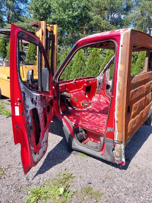 Iveco Daily 14-25 kabina most skrzynia resory poduszki rama drzwi