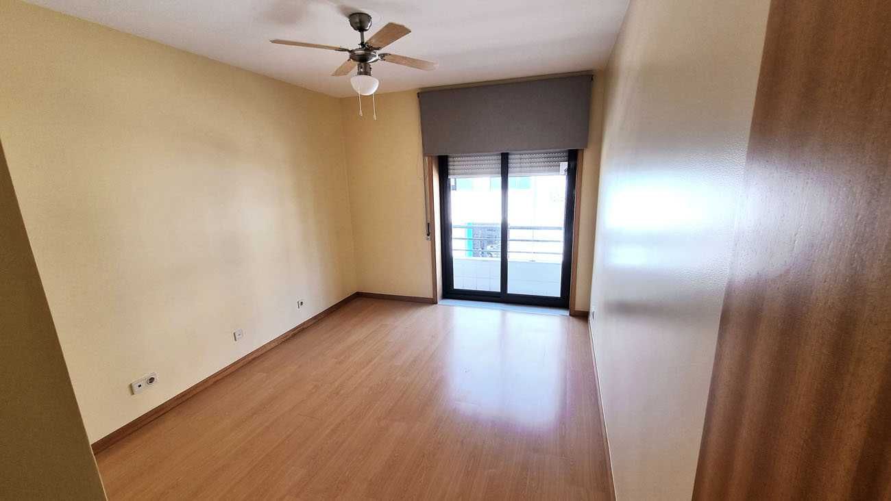 Apartamento T2+1 com Garagem Fechada com 18m2