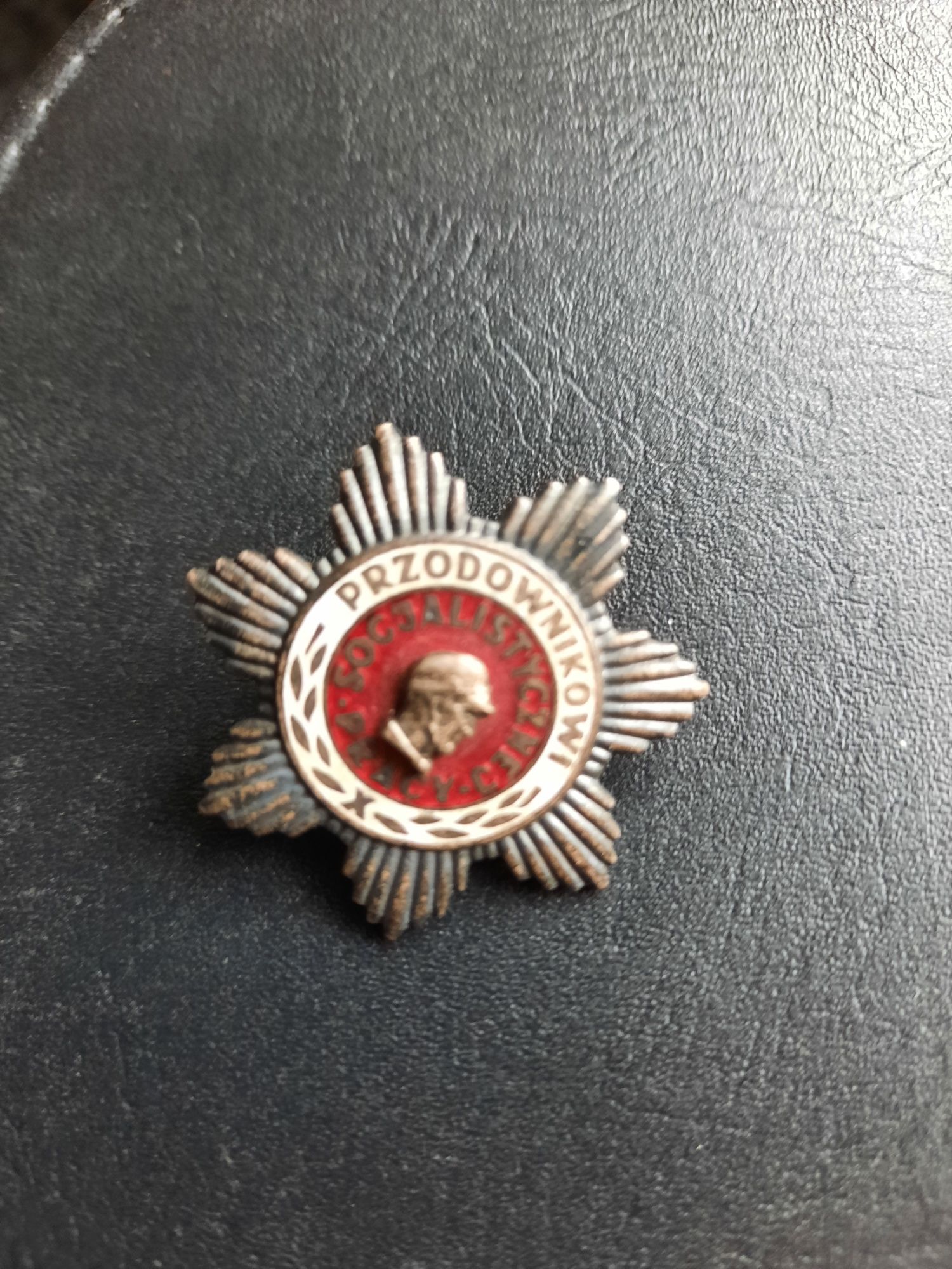 Stara odznaka i wpinka NSZZ SOLIDARNOŚĆ-komplet.