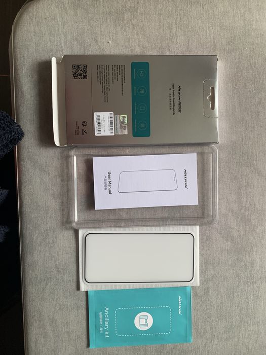 Защитное стекло Nillkin для Xiaomi 13
