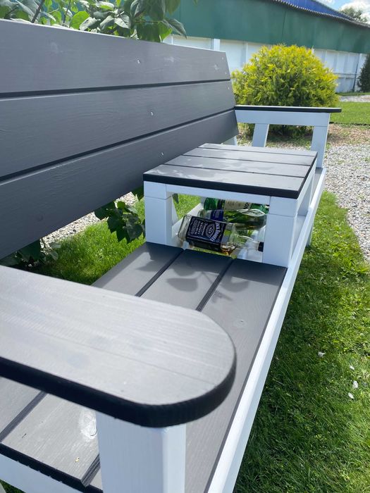 Дерев'яна лавка, з міні-баром; лавка з кашпо; меблі для саду