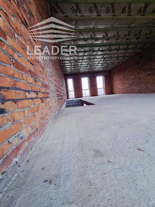 Сдам Фасадне приміщення!Чудова локація!