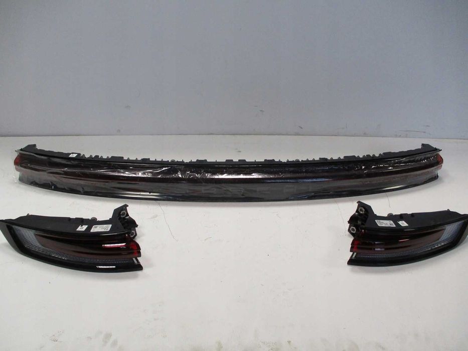 Фонарь задний левый правий PORSCHE CAYENNE III 9Y0 9Y0945092M