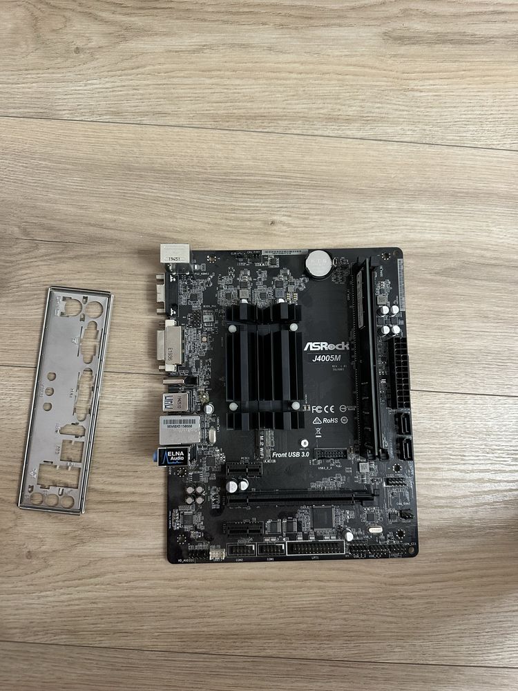 Материнська плата ASrock J4005m ddr4, материнка