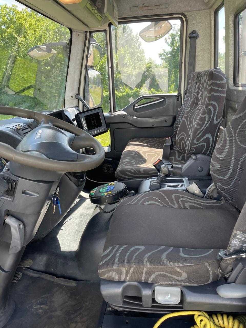 Прибиральний автомобіль Iveco ML150E22