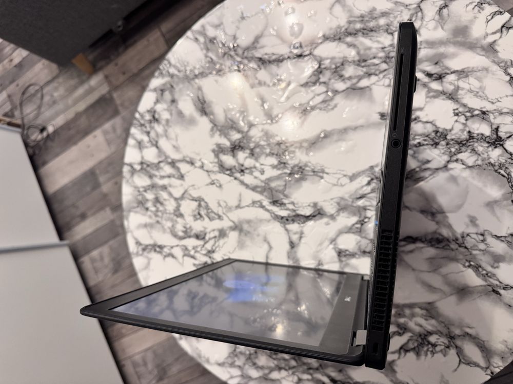 Срочно! Ноутбук. Dell latitude e5550 • i7-5600U • 16GB • 500gbSSD