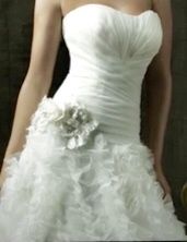 Suknia ślubna Allure Bridals model 8810 rozmiar 36/38