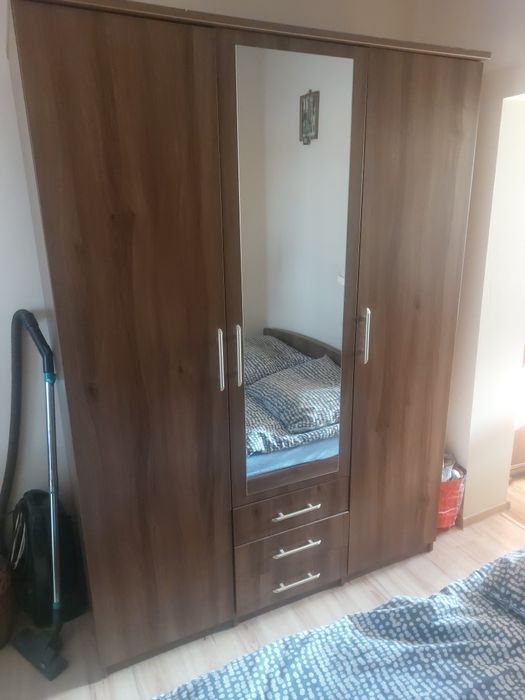 Sypialnia, Łóżko, Komoda, szafa, 2x szafka nocna