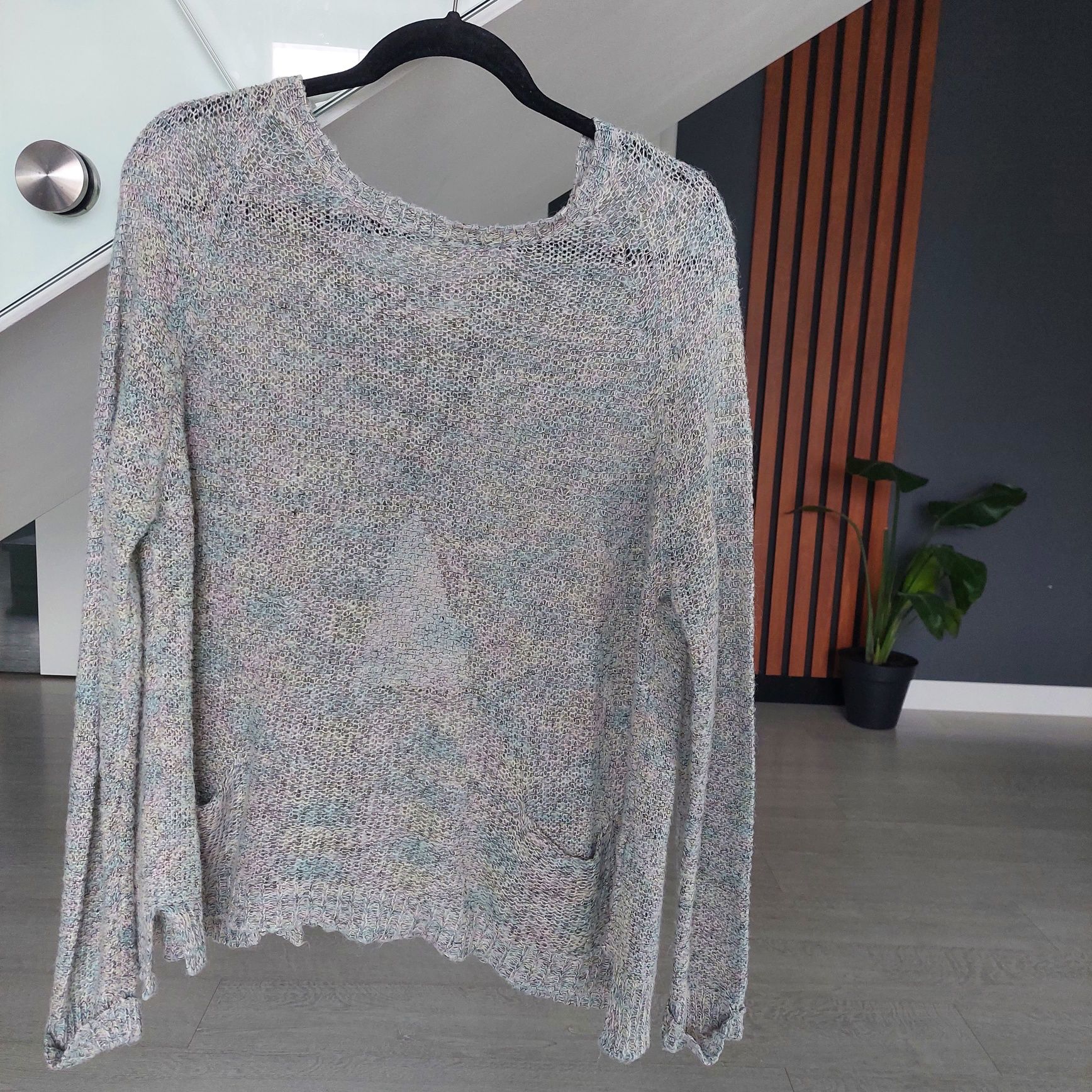 Sweter NEW LOOK damski z rozcięciem 40 L