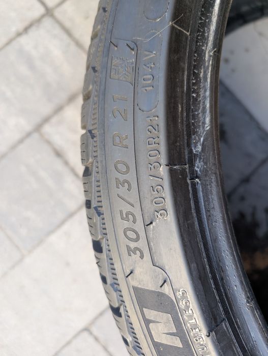 Пара зимних шин 305/30 R21 Michelin Pilot Alpin 5
