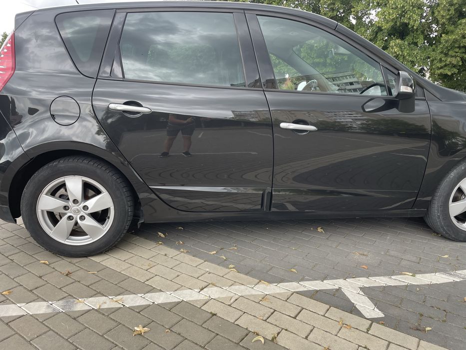 Renault Scenic III  2009 рік