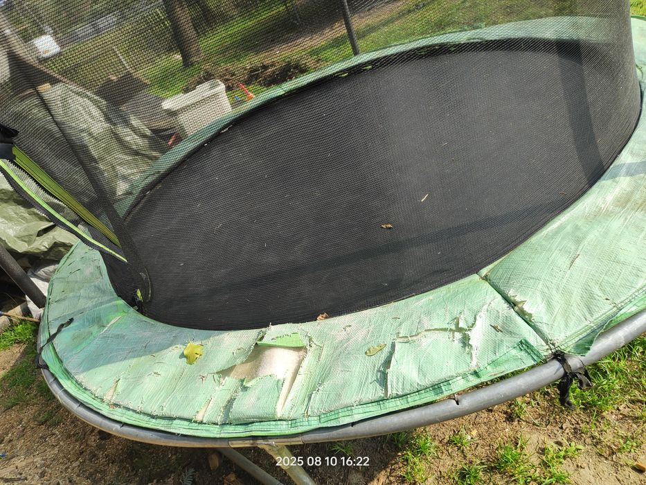 Trampolina dla dziecka