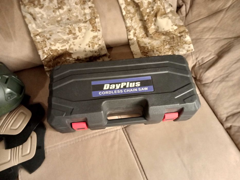 Conjunto mini serra + Conjunto de chaves.Artigos. Oportunidades